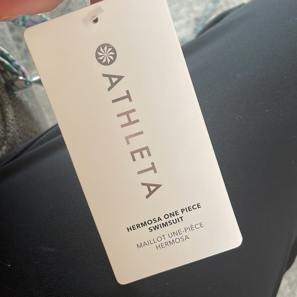 NWT Athleta Hermosa One Piece Swimsuit - Picture 4 of 8